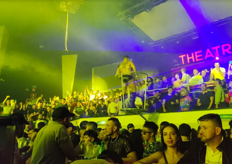 theatron bogota chapinero fachada megaclub pridechic 768x545